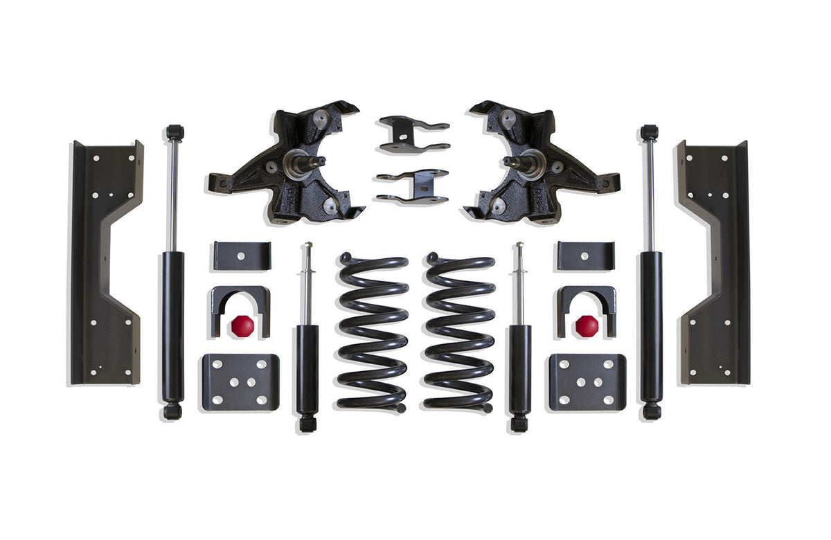 Maxtrac 88-98 Chevrolet Silverado / GMC Sierra 1500 2WD 4-6in Lowering Kit