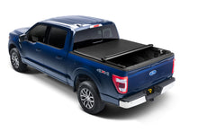 Cargar imagen en el visor de la galería, Cubierta para caja TruXport de 5 pies y 6 pulgadas para Ford F-150 15-21 de Truxedo