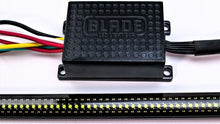 Cargar imagen en el visor de la galería, Barra de luz LED para portón trasero Putco Red Blade de 60 pulgadas para Ford Turcks con detección de remolque y Blis