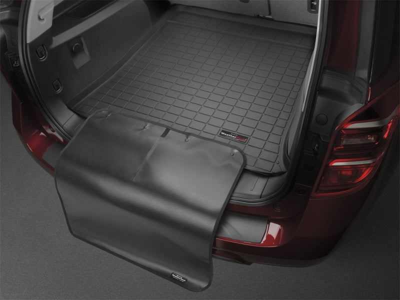 WeatherTech 23-25 Alfa Romeo Tonale Behind 3rd Row Cargo Liner w/Bumper Protector - Black