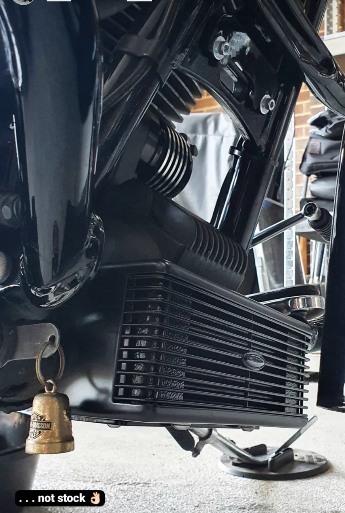 Ultracool Front Mount OIL Cooler TC Touring `09-16 Gloss BLK (RF-2G)