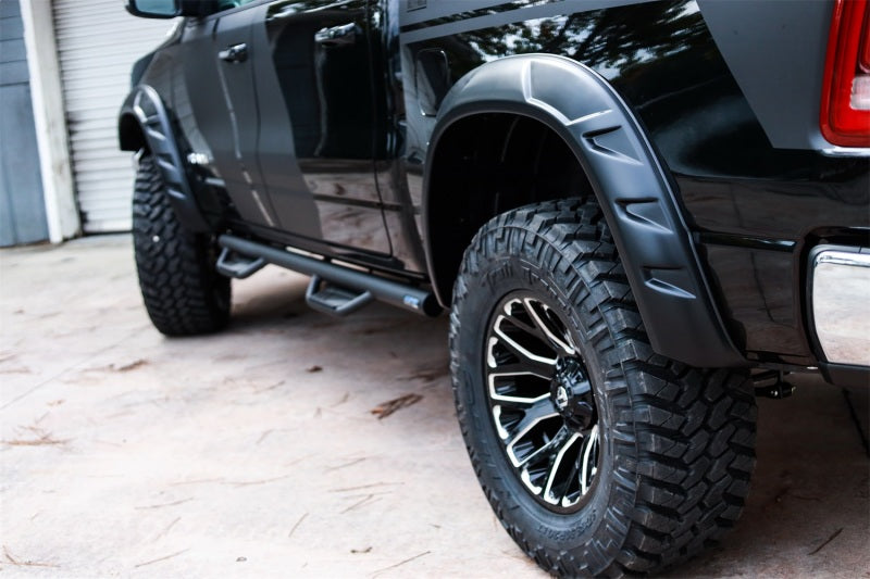 Bushwacker 19-22 Ram 1500 (Excl. Rebel/TRX) 76.3 & 67.4in Bed DRT Style Flares 4pc  - Blk / Smooth