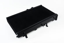 Cargar imagen en el visor de la galería, CSF 02-07 Subaru WRX/STI Radiator - Black Finish