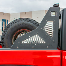 Cargar imagen en el visor de la galería, DV8 Offroad 2019+ Jeep Gladiator Bolt On Chase Rack