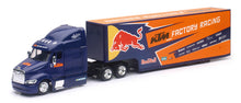 Cargar imagen en el visor de la galería, New Ray Toys KTM Red Bull Factory Race Team Truck/ Scale - 1:43