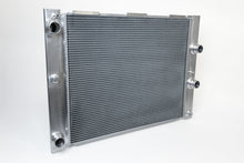 Cargar imagen en el visor de la galería, CSF 06-10 BMW E60 M5 / 06-10 BMW E63/E64 M6 Aluminum High-Performance Radiator