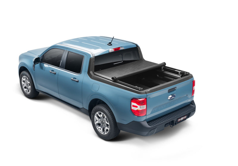 Cubierta de caja TruXport de 4 pies y 6 pulgadas para Ford Maverick 2022 de Truxedo