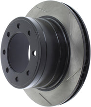 Cargar imagen en el visor de la galería, Rotor ranurado trasero izquierdo StopTech Power Slot 06-08 Dodge Ram 1500/03-08 Ram 2500/3500 Todos 2wd/4wd