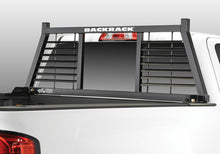 Cargar imagen en el visor de la galería, Bastidor con rejilla de ventilación de media altura BackRack 01-23 Silverado/Sierra 2500HD/3500HD Solo requiere hardware