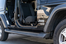 Cargar imagen en el visor de la galería, DV8 Offroad 07-23 Jeep Gladiator/Wrangler JT/JK/JL Foot Pegs