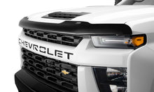 Cargar imagen en el visor de la galería, AVS 20-22 Chevrolet Silverado 2500 / 3500 HD Bugflector II High Profile Hood Shield - Smoke