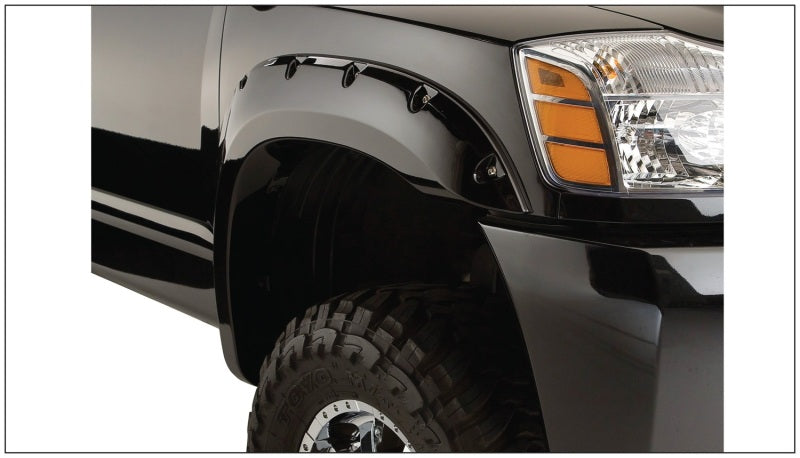 Bushwacker 04-15 Nissan Titan Pocket Style Flares 4pc 67.1/78.9/84/96in - Black