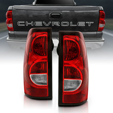 Cargar imagen en el visor de la galería, ANZO 2004-2007 Chevy Silverado Taillight Red/Clear Lens w/Black Trim (OE Replacement)