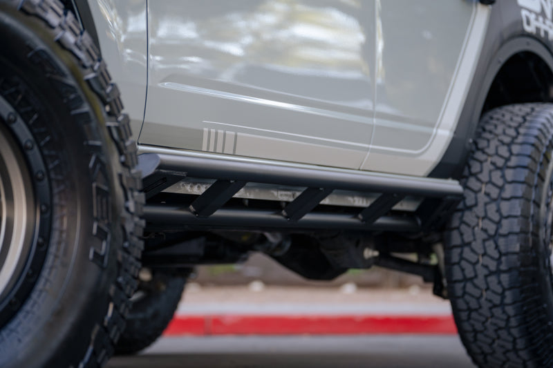 DV8 Offroad FS-15 Series Rock Sliders — Fits 2021-2025 Ford Bronco