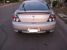 Cargar imagen en el visor de la galería, Spyder Hyundai Tiburon 03-05 Euro Style Tail Lights Black ALT-YD-HYT03-BK