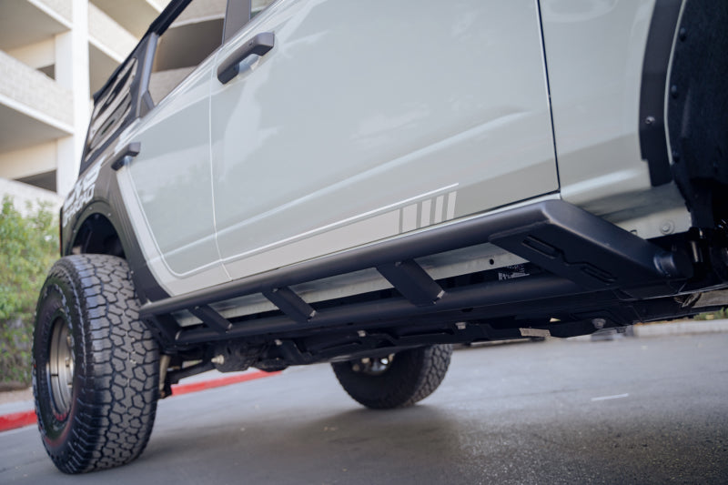 DV8 Offroad FS-15 Series Rock Sliders — Fits 2021-2025 Ford Bronco