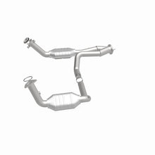 Cargar imagen en el visor de la galería, MagnaFlow Conv DF 02-06 Cadillac Escalade / 02-06 Chevy Avalanche 5.3L Dual Conv Y-Pipe Assembly 2WD