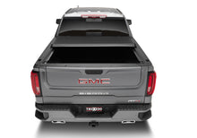 Cargar imagen en el visor de la galería, Truxedo 2023 GMC Canyon / Chevrolet Colorado 5ft 2in Bed Pro X15 Tonneau Cover - Matte Black