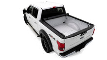 Cargar imagen en el visor de la galería, Lund 04-18 Ford F-150 (5.5ft. Bed) Genesis Roll Up Tonneau Cover - Black