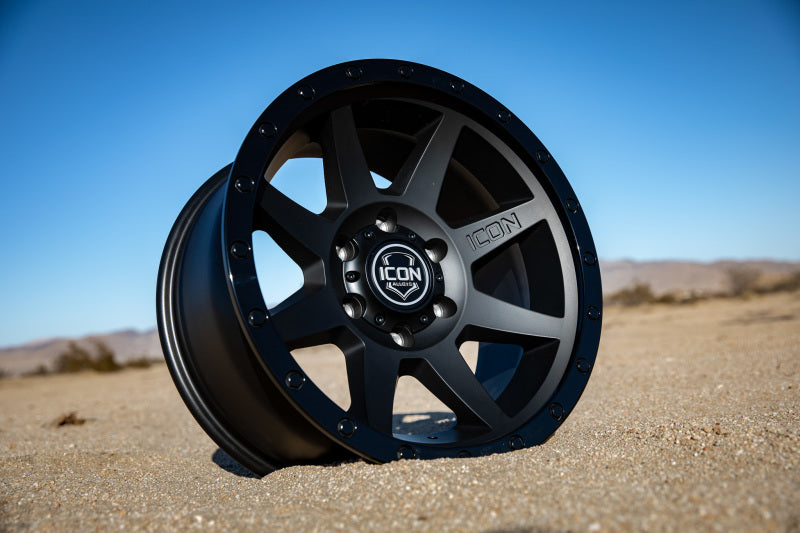 Rueda negra doble ICON Rebound 17x8.5 6x5.5 0 mm Offset 4.75 in BS 106.1 mm de diámetro