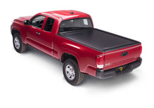 Cargar imagen en el visor de la galería, Retrax 2024 Toyota Tacoma 6ft Bed RetraxONE MX Bed Cover