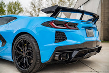 Cargar imagen en el visor de la galería, Corsa 20-23 Chevrolet Corvette C8 RWD 3in Valved Cat-Back w/AFM w/4.5in Carbon Fiber Black PVD Tips