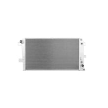 Cargar imagen en el visor de la galería, Mishimoto 01-05 Chevrolet/GMC 6.6L Duramax Radiator