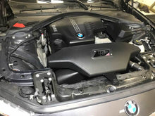 Cargar imagen en el visor de la galería, K&amp;N BMW 2-3-4 Series N20 Engine Performance Air Intake System