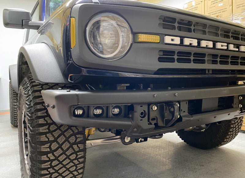 Kit de luces antiniebla LED triples ORACLE Lighting 21-22 Ford Bronco para parachoques de acero - Blanco VER GARANTÍA