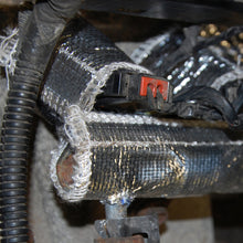 Cargar imagen en el visor de la galería, DEI Fuel Rail and Injecter Cover Jeep 1997 - 2004 4.0L Engine