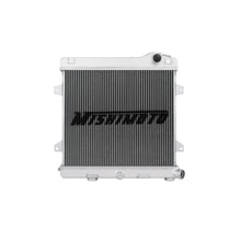 Cargar imagen en el visor de la galería, Mishimoto 87-91 BMW E30 M3 Manual Aluminum Radiator