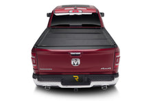 Cargar imagen en el visor de la galería, UnderCover 19-23 Ram 1500 5.7ft Armor Flex Bed Cover - Matte Black