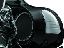 Cargar imagen en el visor de la galería, Kuryakyn Tri-Line Inner Fairing Cover Chrome