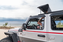 Cargar imagen en el visor de la galería, Rugged Ridge 20-22 Jeep Gladiator JT Voyager Fastback Soft Top - Black Diamond