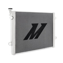 Cargar imagen en el visor de la galería, Mishimoto 05-15 Toyota Tacoma 4.0L Performance Aluminum Radiator