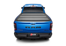 Cargar imagen en el visor de la galería, Dodge Ram 1500 BAK 19-20 (nuevo estilo de carrocería con caja Ram) Caja de 5 pies y 7 pulgadas BAKFlip MX4 Acabado mate