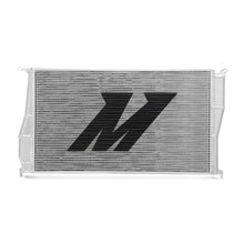 Cargar imagen en el visor de la galería, Mishimoto 2006-2013 BMW 335i/135i (Manual) Performance Aluminum Radiator