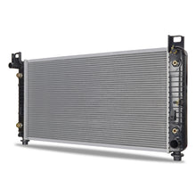 Cargar imagen en el visor de la galería, Mishimoto Cadillac Escalade Replacement Radiator 2002-2014