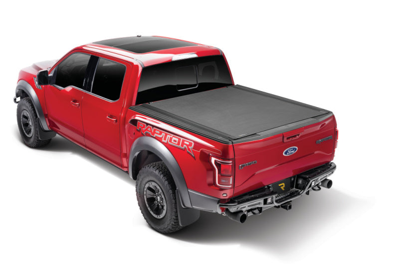 Cubierta de caja de 5 pies para Toyota Tacoma Revolver X4s 2024 de BAK