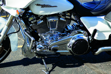 Load image into Gallery viewer, Kuryakyn Oil Cooler Cover Milwaukee-8 Chrome