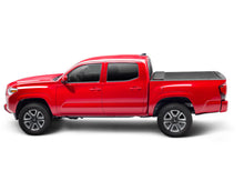 Cargar imagen en el visor de la galería, Roll-N-Lock 2024 Toyota Tacoma 5ft M-Series Retractable Tonneau Cover