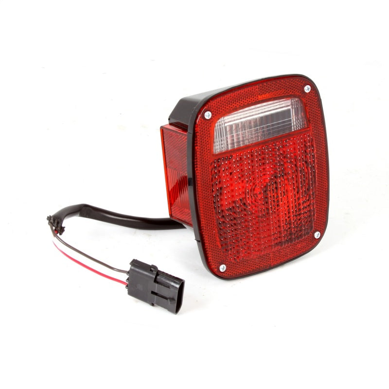 Luz trasera izquierda Omix 98-06 Jeep Wrangler TJ