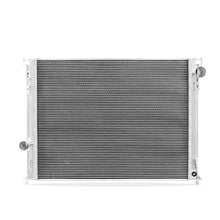 Cargar imagen en el visor de la galería, Mishimoto 2008-2016 Dodge Challenger R/T - SRT8 Hellcat Performance Aluminum Radiator