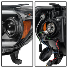 Cargar imagen en el visor de la galería, Spyder Toyota Tacoma 12-15 Projector Headlights Light Bar DRL Black PRO-YD-TT12-LBDRL-BK