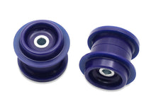 Cargar imagen en el visor de la galería, SuperPro 1990 Mazda Miata Base Rear Differential Mount Bushing Kit