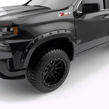 Cargar imagen en el visor de la galería, EGR 2023+ Chevrolet Silverado 1500 Bolt-On Look Fender Flares - Black (Set of4)