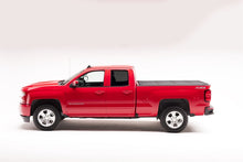 Cargar imagen en el visor de la galería, BAK 2014 Chevy Silverado 1500 / 15-20 Chevy Silverado 2500/3500 8ft Bed BAKFlip MX4 Matte Finish