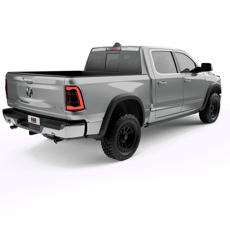 Guardabarros de estilo resistente EGR para RAM 1500 2019 - Juego