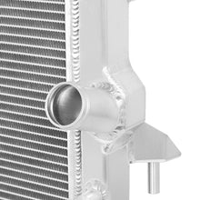 Cargar imagen en el visor de la galería, Mishimoto 07-17 Jeep Wrangler JK Performance Aluminum Radiator V2