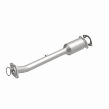 Cargar imagen en el visor de la galería, Magnaflow Conv DF 11-15 Frontier 4 Underbody